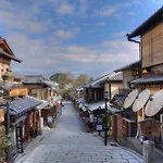 Stella Higashiyama